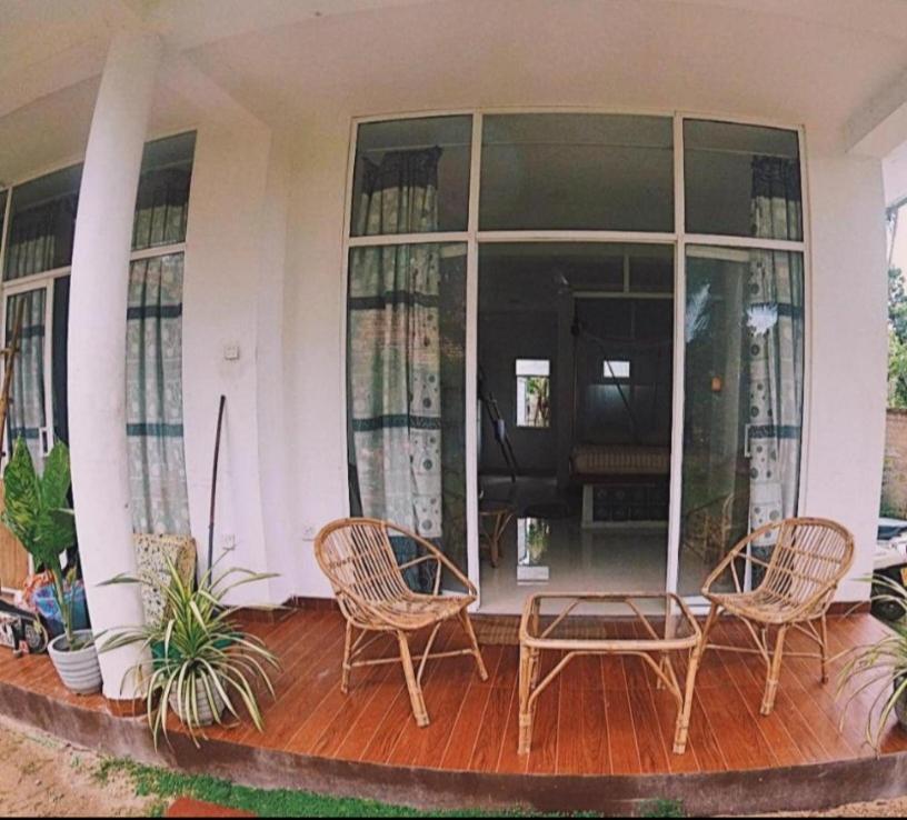 Lotus Surf House Otel Midigama East Oda fotoğraf